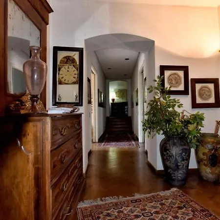Angolo Di Porta Sole فندق مبيت وإفطار بيرودجا