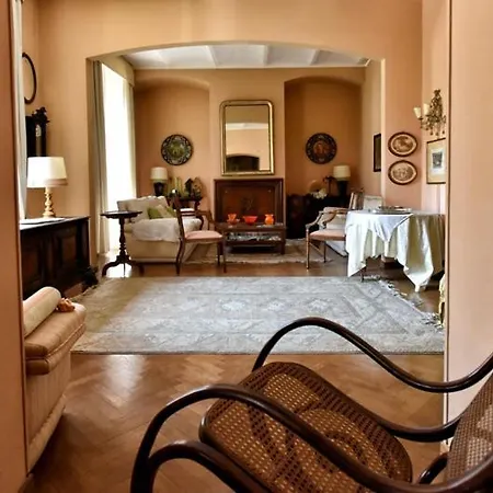 Frühstückspension Angolo Di Porta Sole